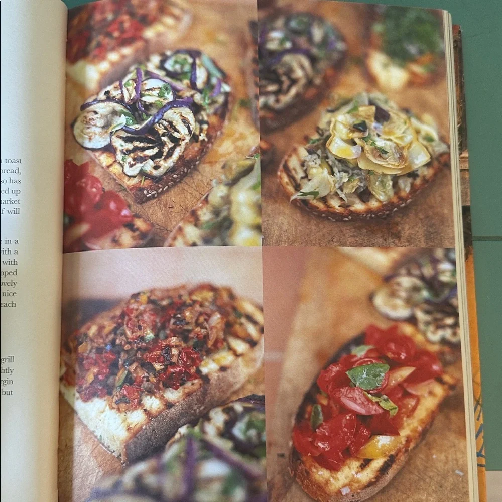 Jamie's Oliver Hardback  - Jamie’s Italy Cookbook Load of good photos /stories